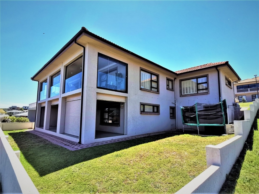 4 Bedroom Property for Sale in Monte Christo Western Cape